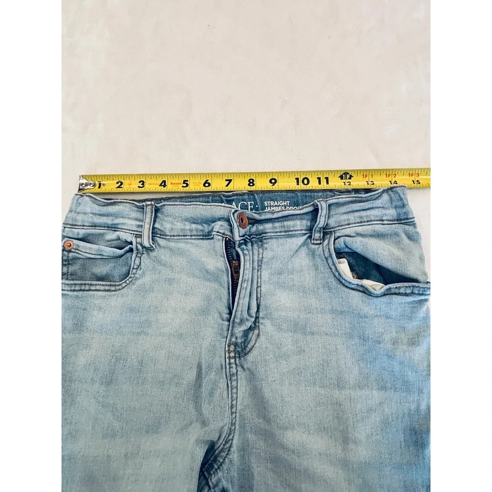 The Childrens Place Boys Straight Jeans Light Wash Husky Size 14 Stretch Denim